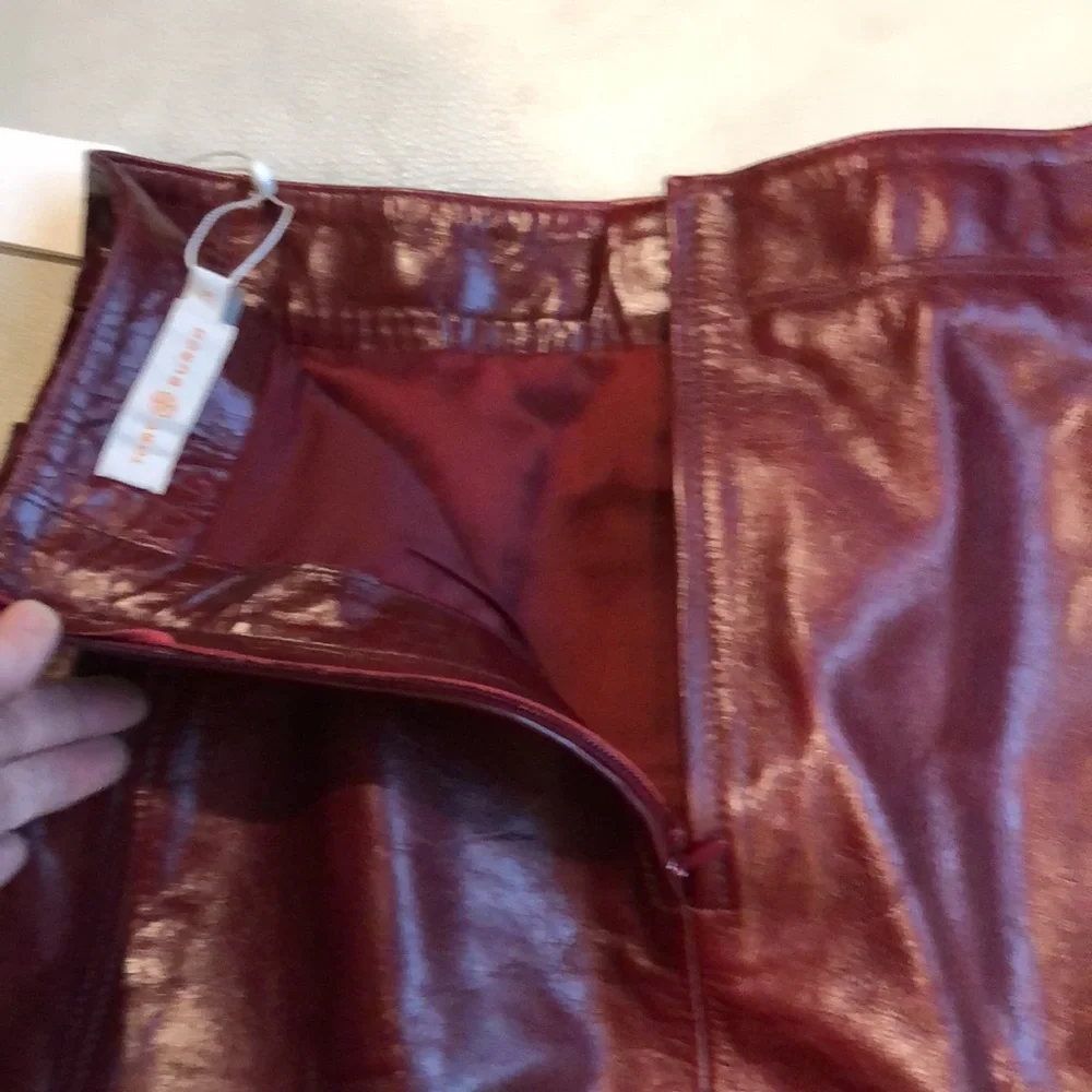 Tory Burch burgundy leather skirt with gold clasps on front - Picture 8 of 8